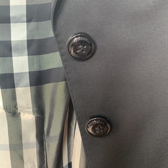 EUC Burberry black blazer size slim fit UK 6, US 4 - Picture 3 of 8